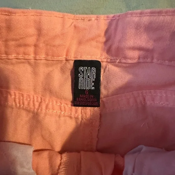 Girl's Long Sleeve 6/7 Small Mushroom Tee and Size 6 Star Ride Pink Cargo Shorts - Picture 5 of 7